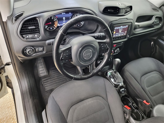 2017 Jeep Renegade Latitude North Edition photo 8