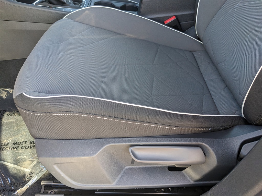 2025 Volkswagen Jetta 1.5T Sport photo 16