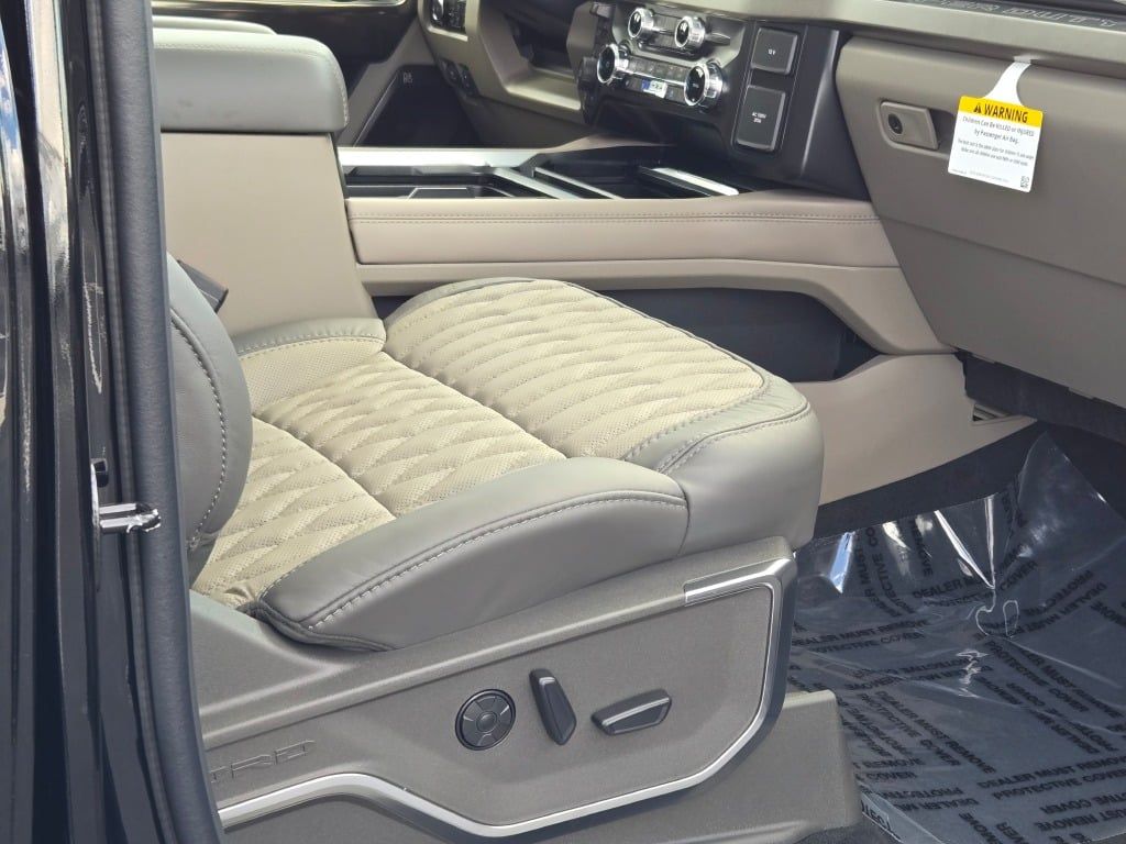 2026 Ford F-350 photo 7