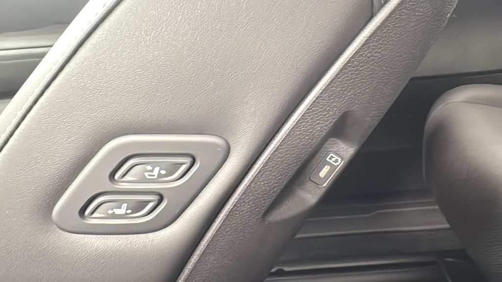 2026 Kia Carnival SX photo 40