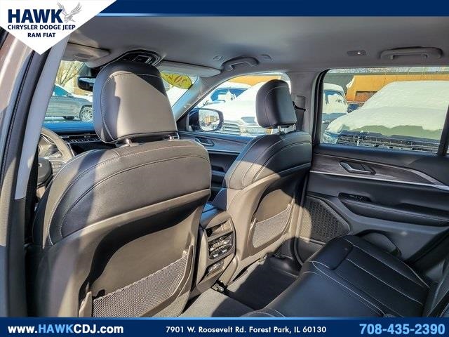 2023 JEEP GRAND CHEROKEE - Image 12