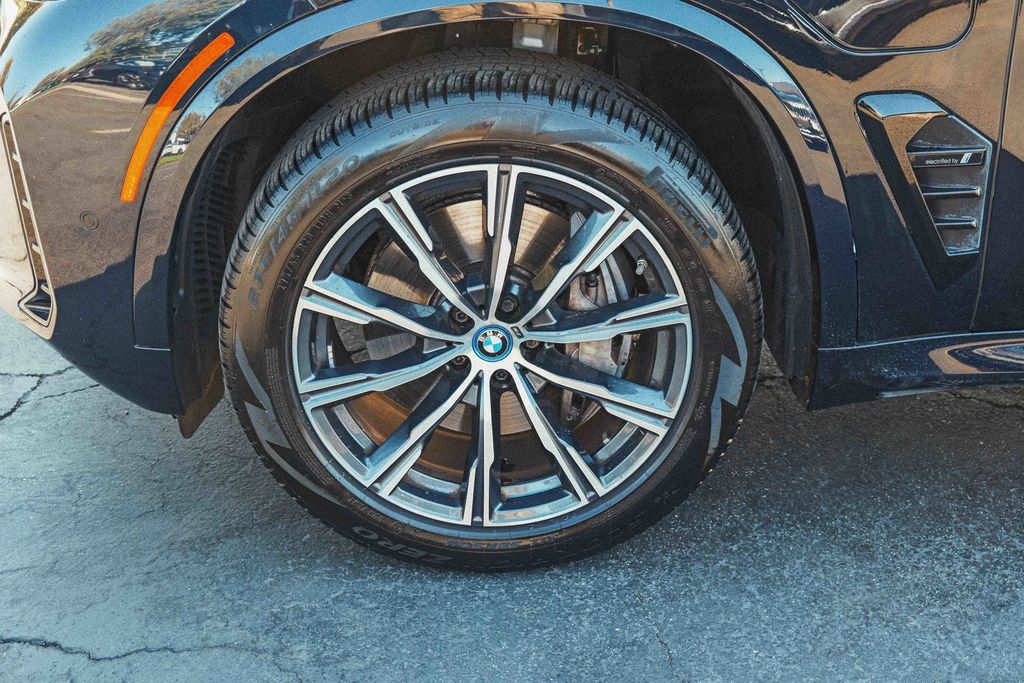 2024 Bmw X5 xDrive50e photo 11