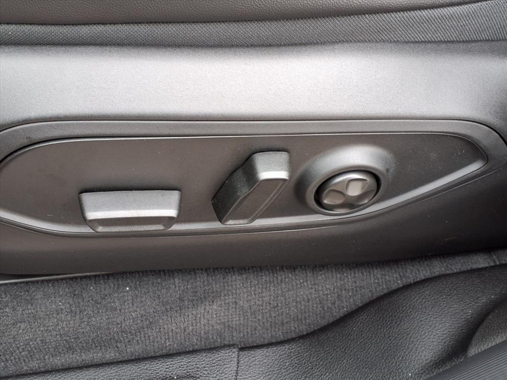 2025 Jeep Grand Cherokee Altitude photo 4