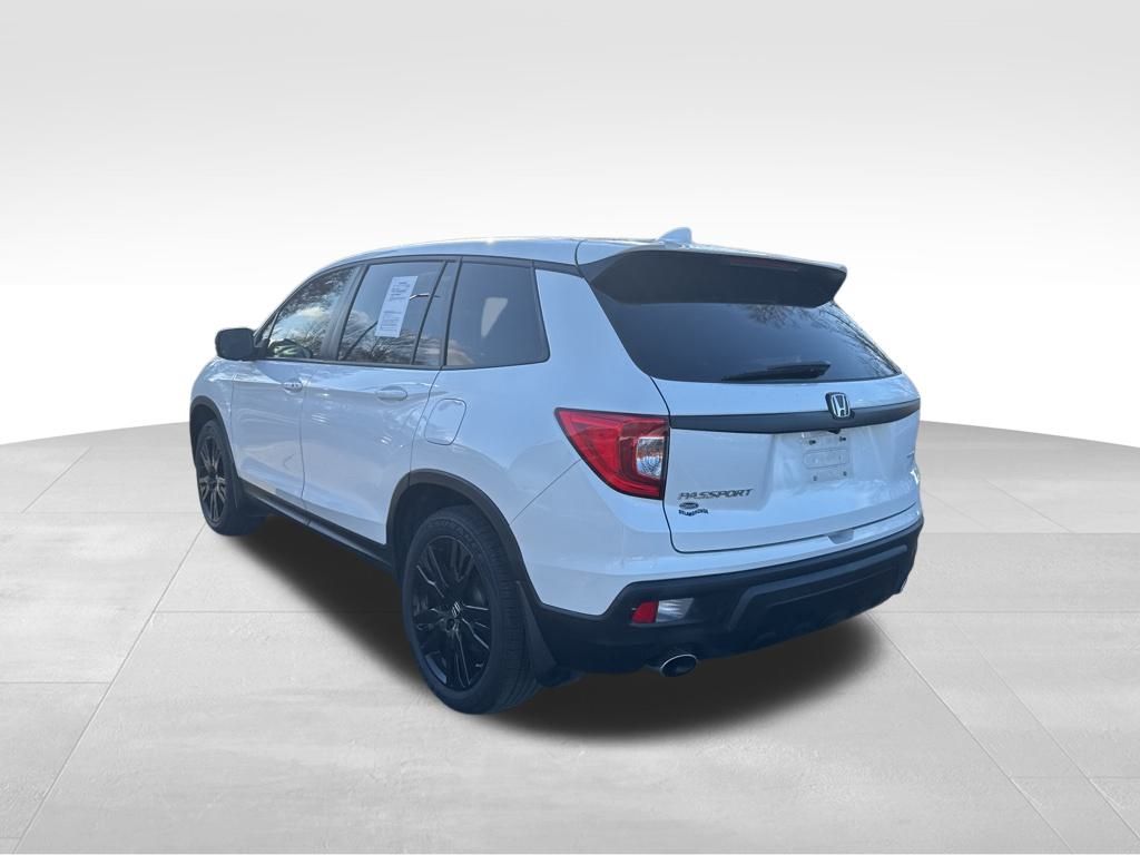 2021 Honda Passport Sport photo 3