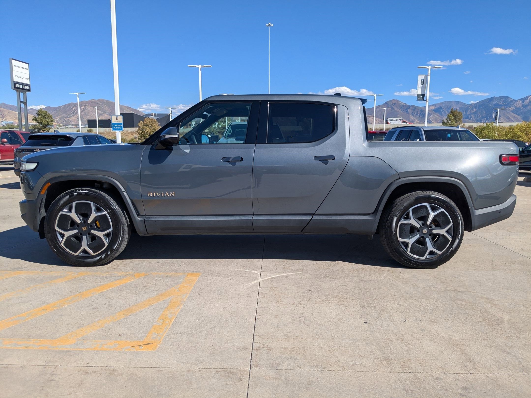 Used 2022 Rivian R1T Adventure with VIN 7FCTGAAA6NN006430 for sale in Salt Lake City, UT