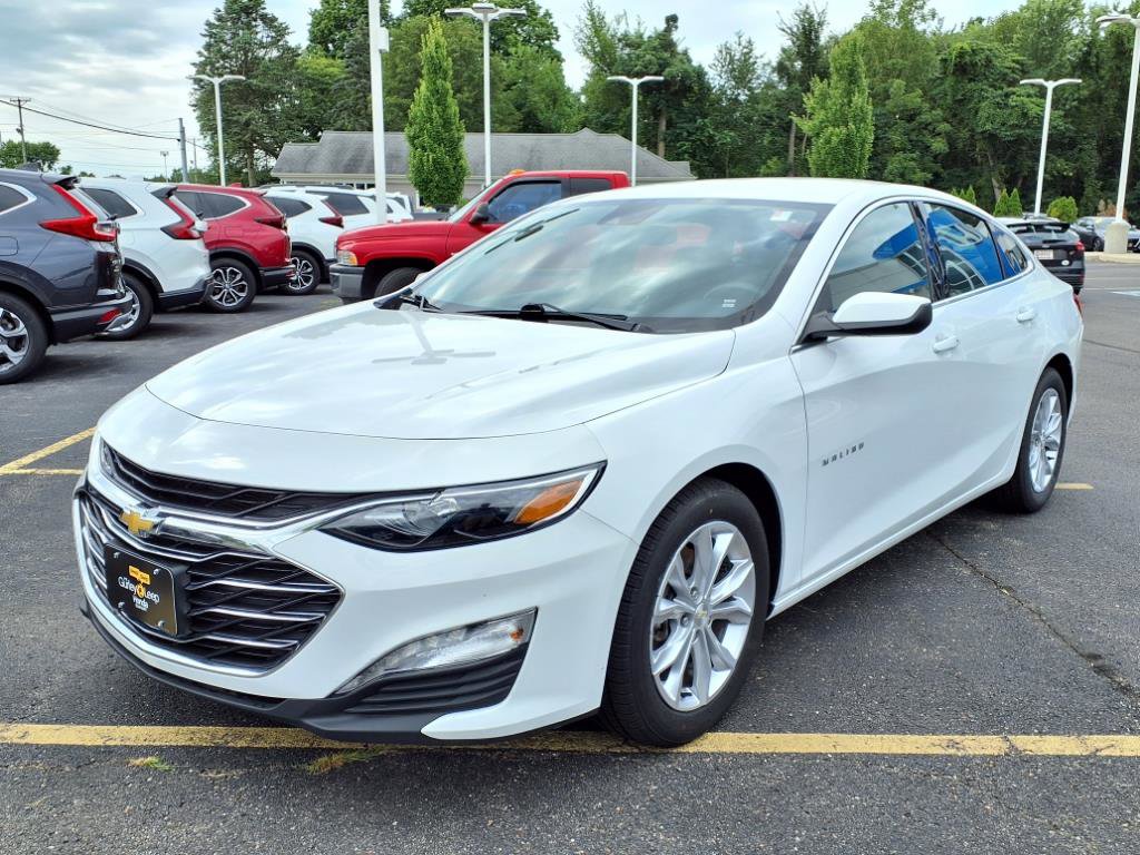 2023 Chevrolet Malibu 1LT photo 3