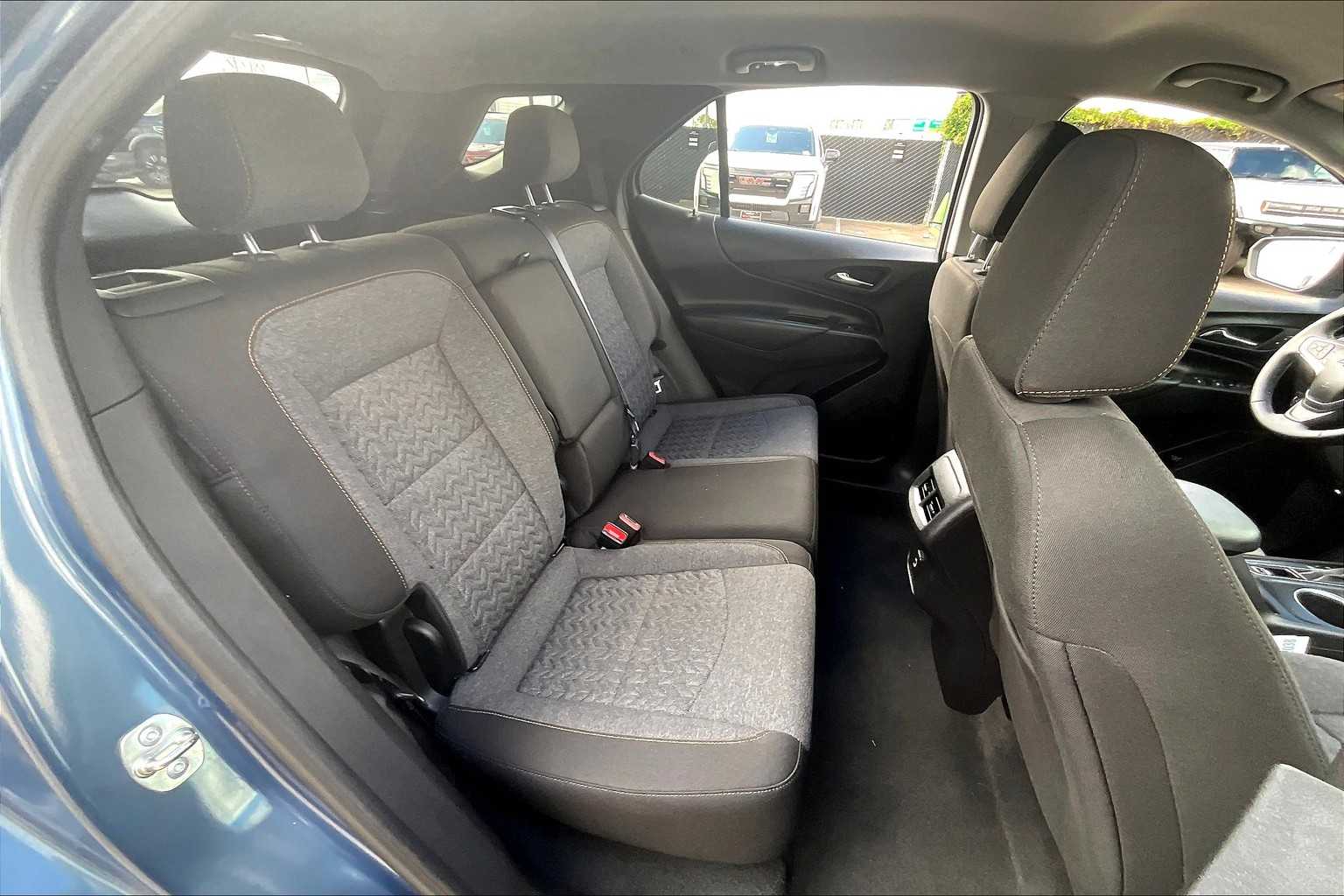 2024 Chevrolet Equinox LT photo 18
