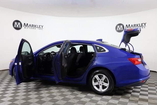 2023 Chevrolet Malibu 1LT photo 4