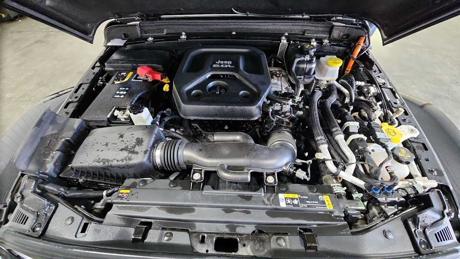 2021 Jeep Wrangler 4xe Unlimited Sahara photo 28