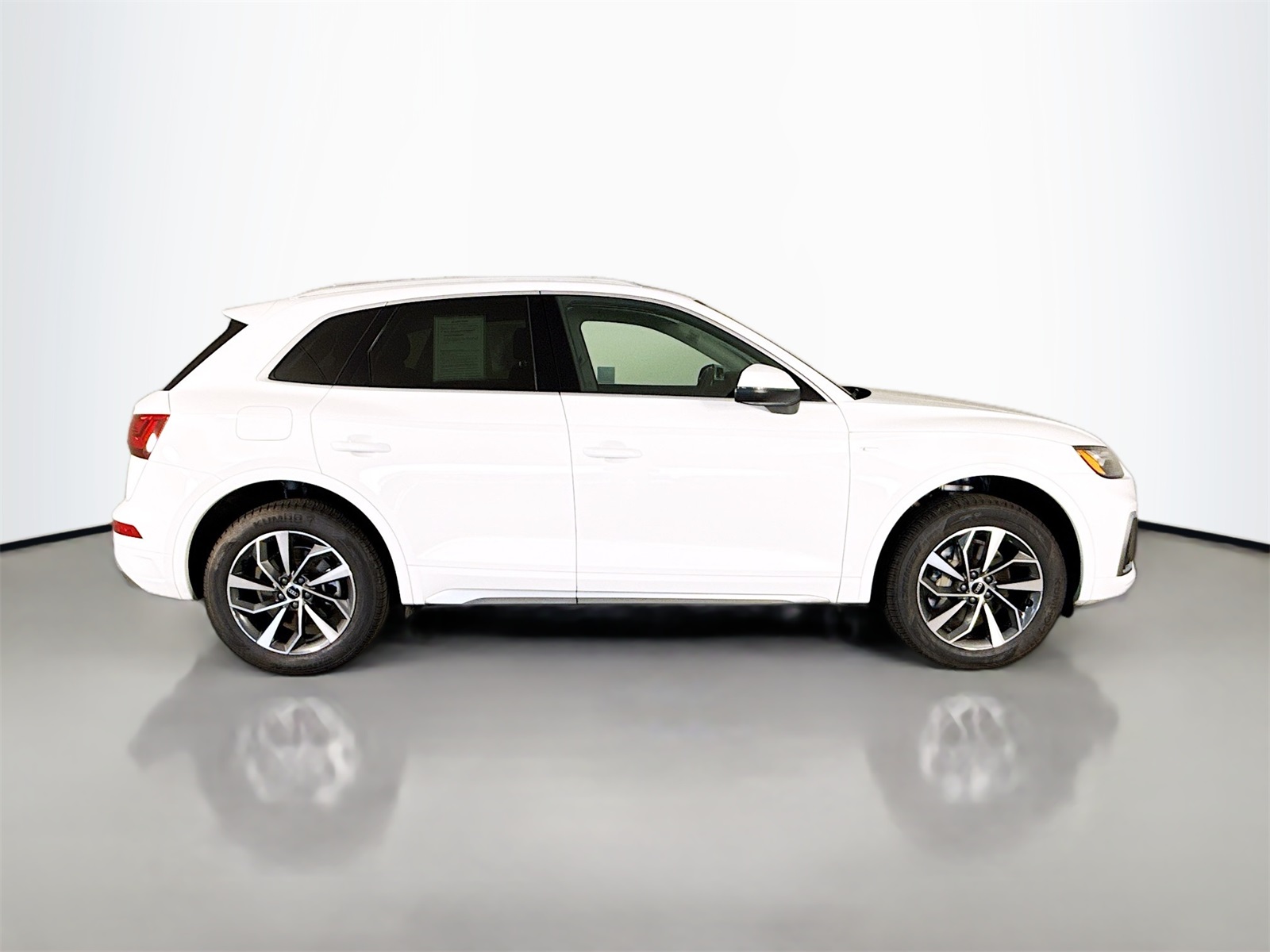 2023 Audi Q5 45 S line Premium photo 8
