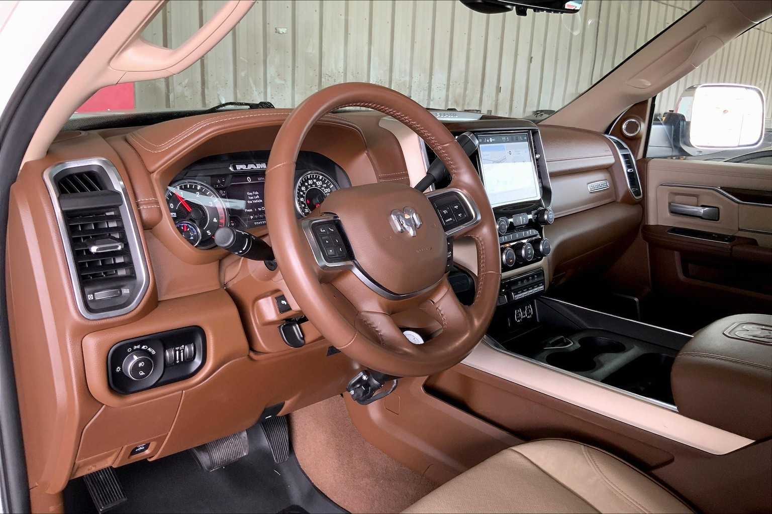 2022 Ram 2500 Laramie photo 16
