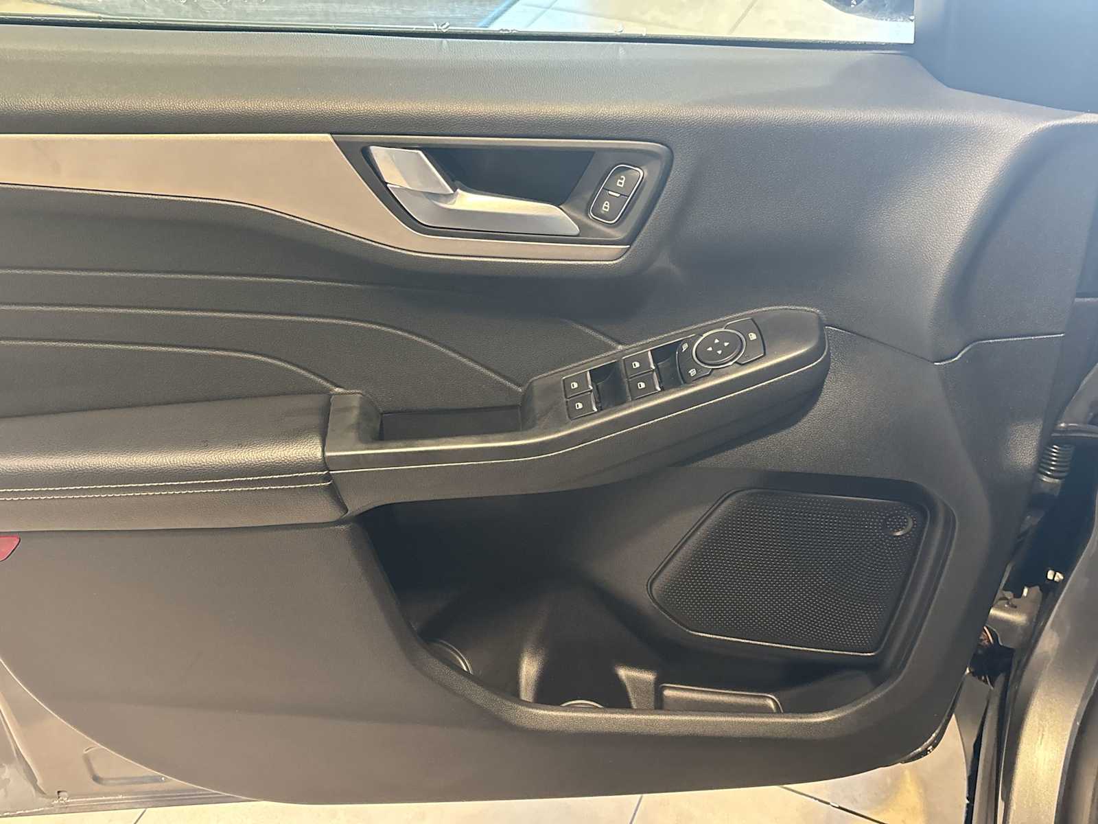 2022 Ford Escape SEL Plug-In Hybrid photo 17