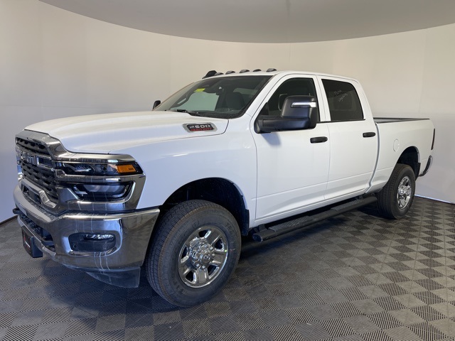 2025 Ram 2500 Tradesman photo 3