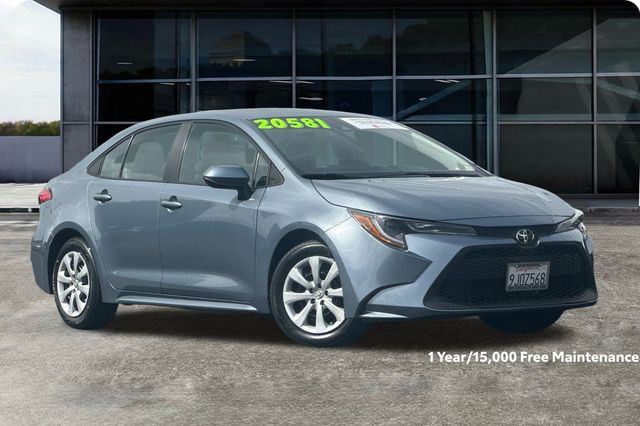 2022 Toyota Corolla LE photo 2