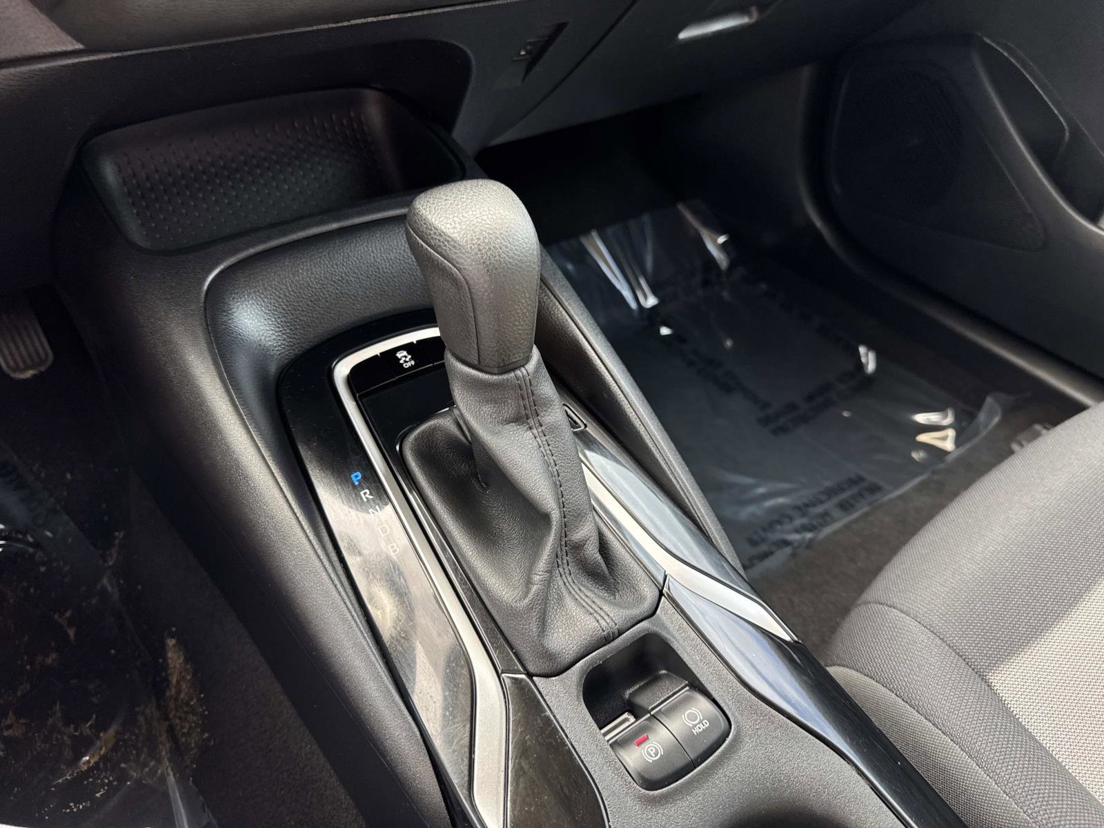 2020 Toyota Corolla LE photo 25