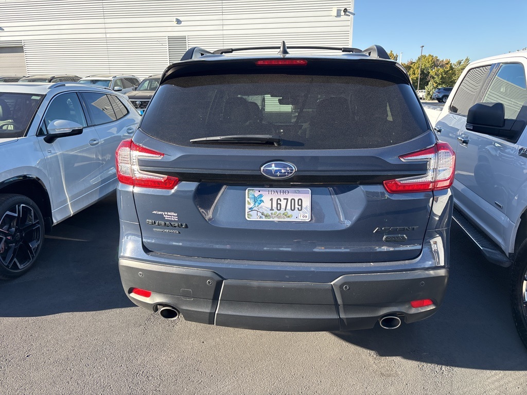 2024 Subaru Ascent Onyx Edition photo 4