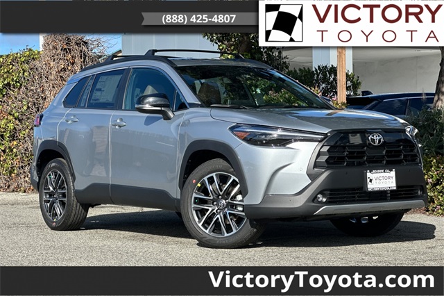 2026 Toyota Corolla Cross XLE's photo