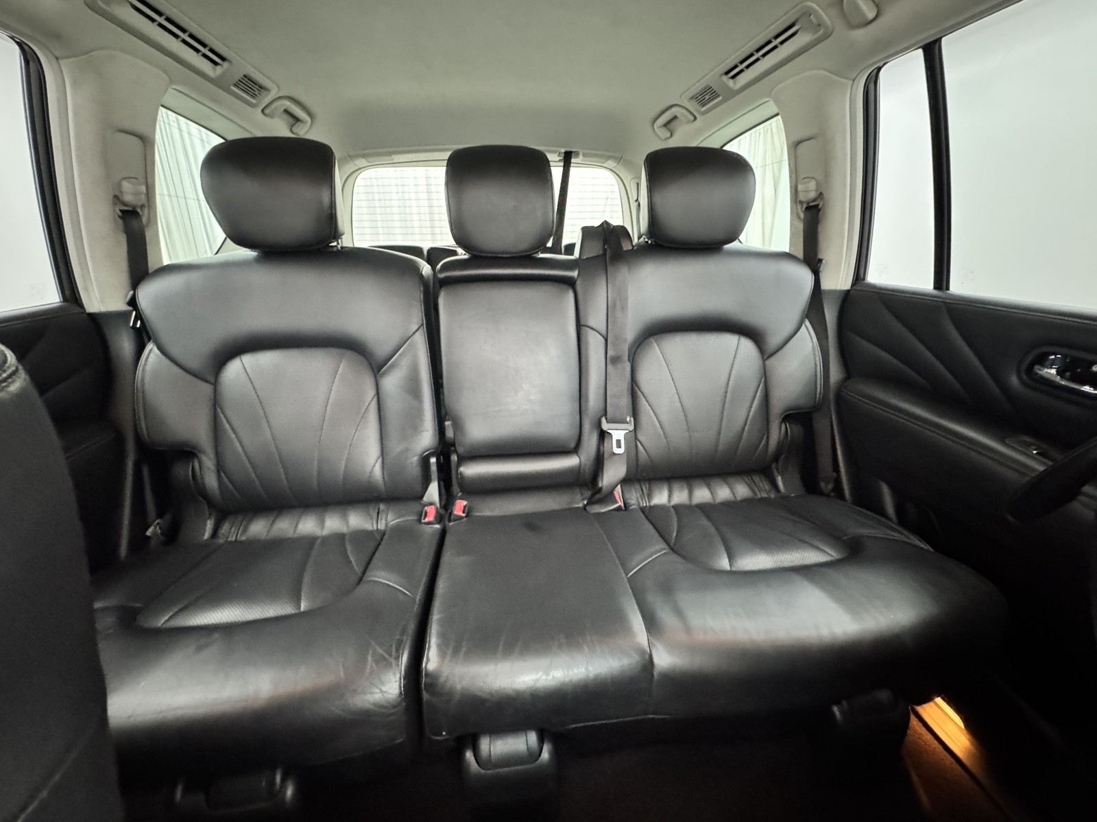 2017 Infiniti QX80 Limited photo 13