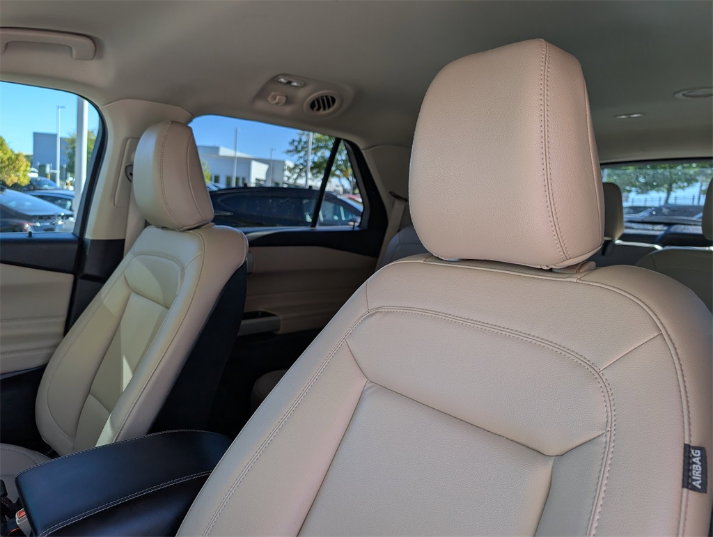 2020 Ford Explorer XLT photo 10