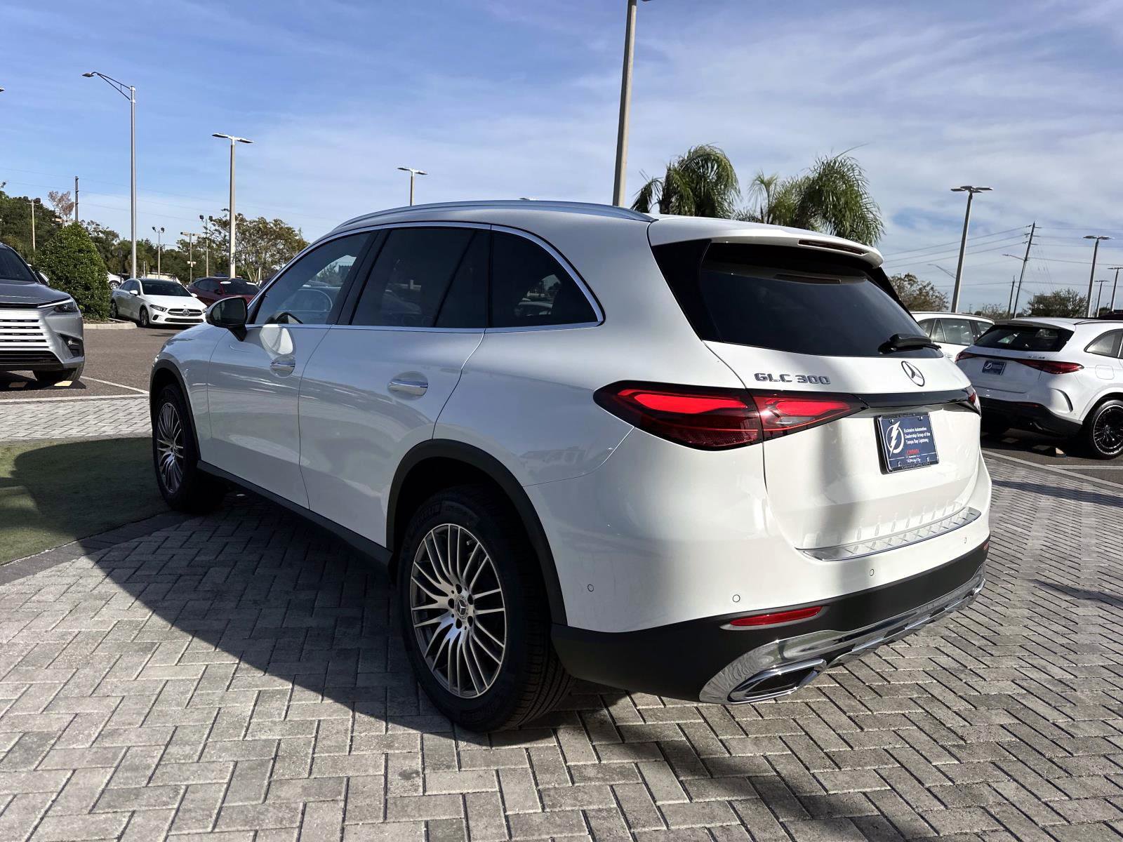 2026 Mercedes Benz GLC 300 photo 3