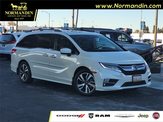 2019 Honda Odyssey Elite's photo