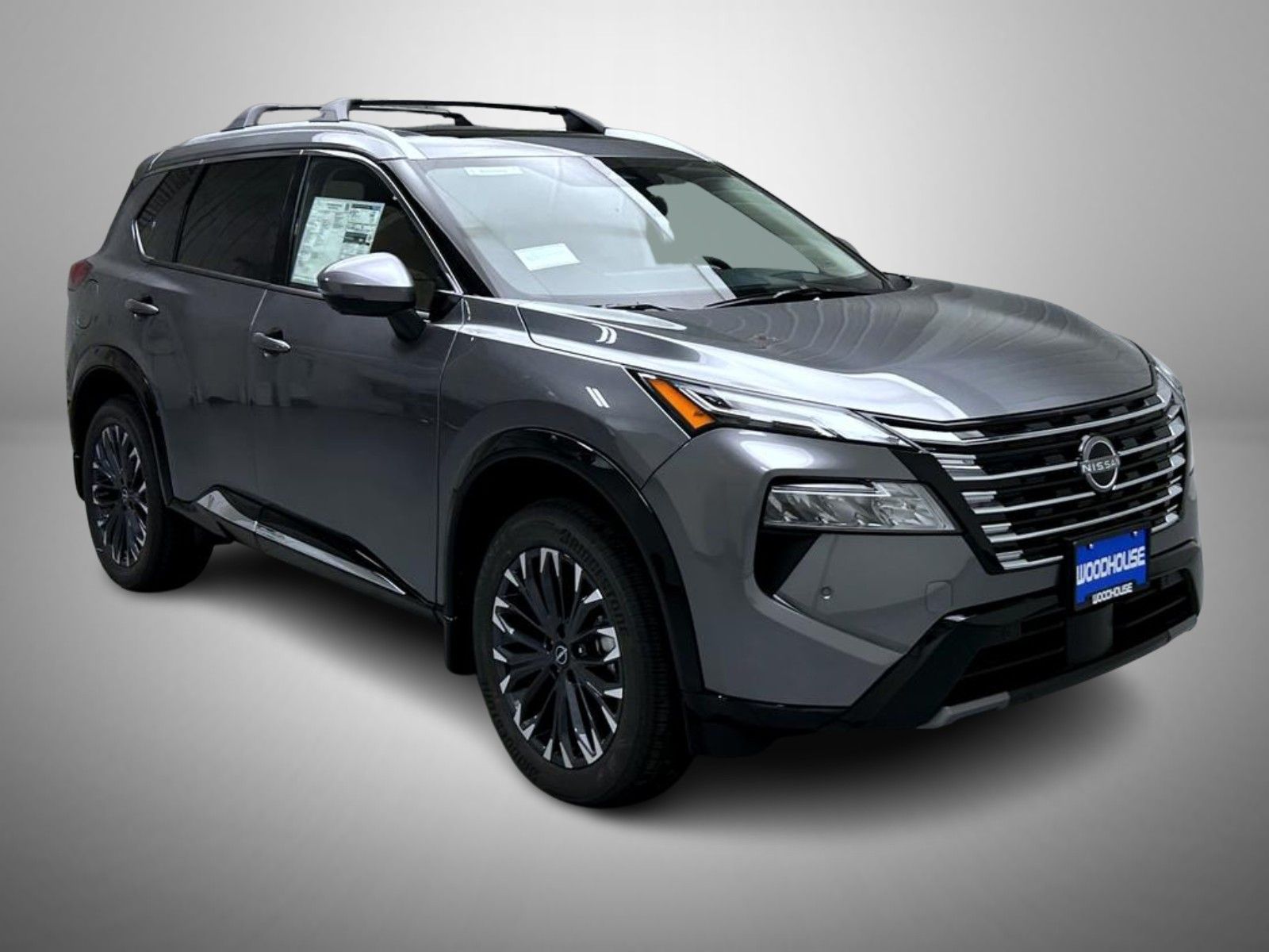 2026 Nissan Rogue Platinum photo 3