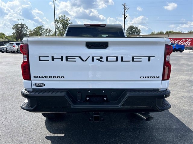 2025 Chevrolet Silverado 2500HD Custom photo 5