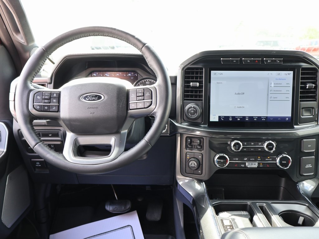 2022 Ford F-150 XLT photo 17