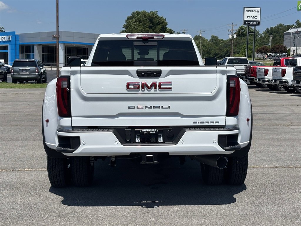 2025 Gmc Sierra 3500 Denali photo 3