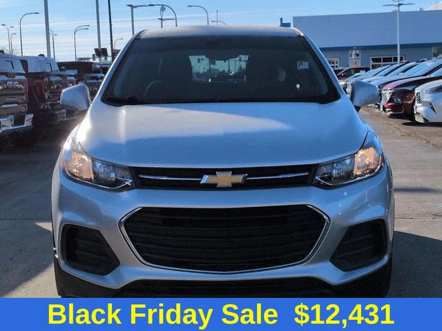 2021 Chevrolet Trax LS photo 4