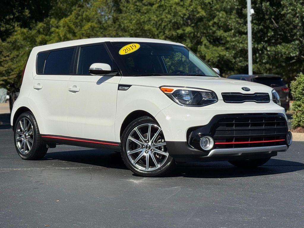 2019 Kia Soul Exclaim photo 2