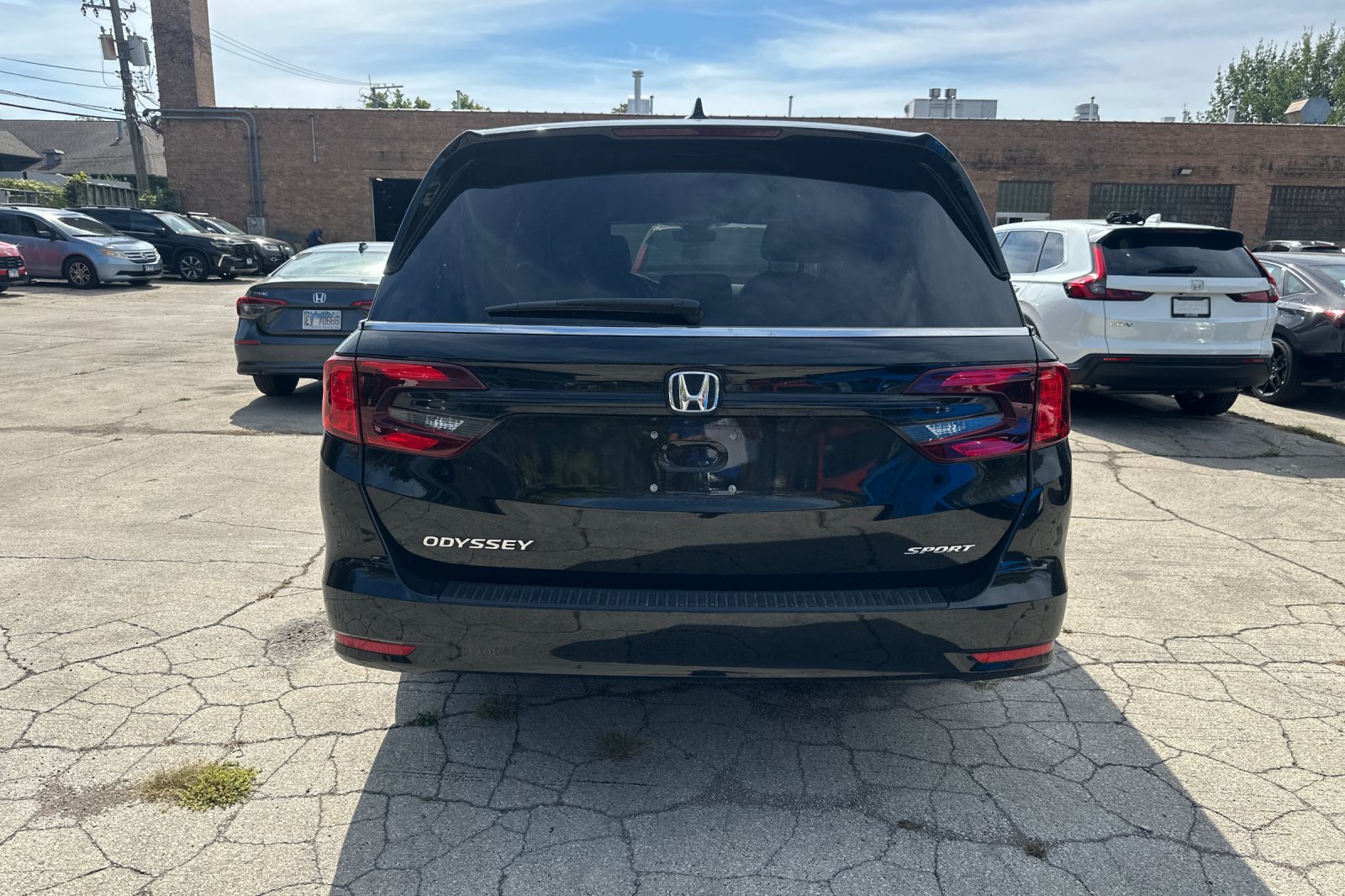 2023 Honda Odyssey photo 4