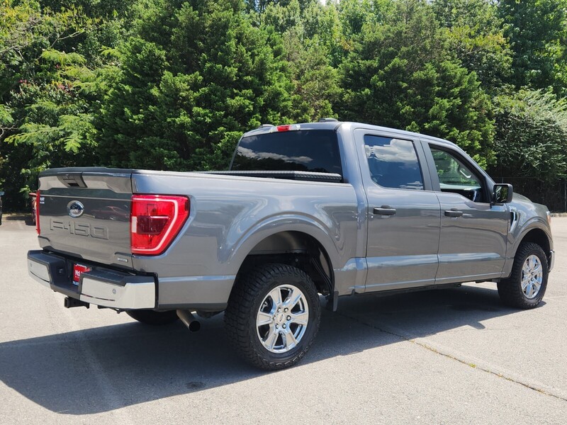 2021 Ford F-150 XLT photo 3