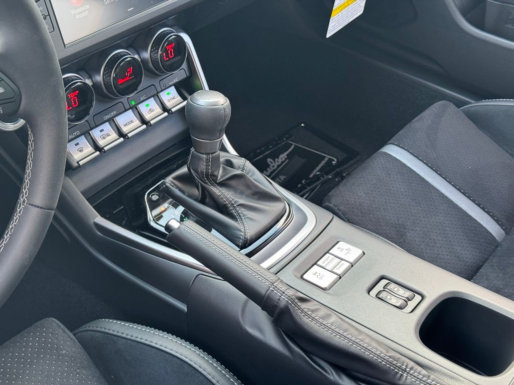 2025 Toyota GR86 Premium photo 19