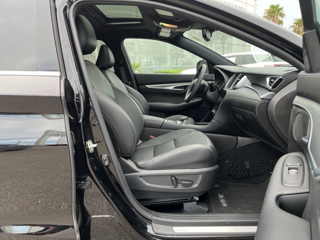 2023 Infiniti QX55 Luxe photo 23