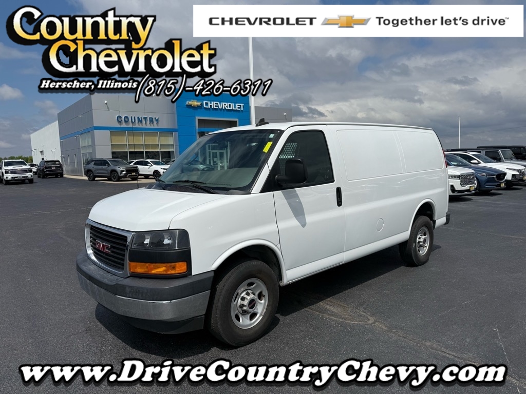 2022 GMC Savana Cargo