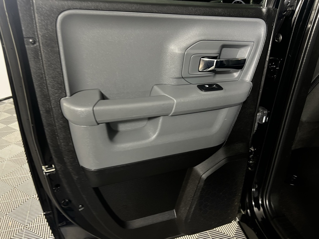 2024 Ram 1500 Classic SLT photo 22
