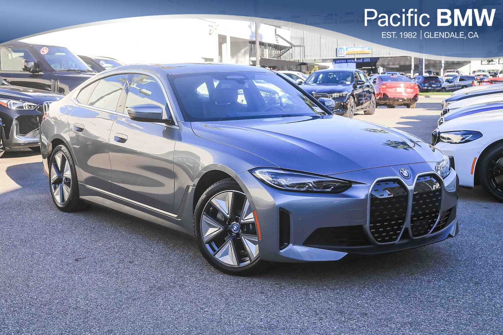 2023 BMW i4 35's photo