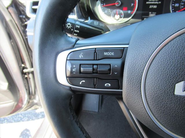 2022 Kia K5 EX photo 17