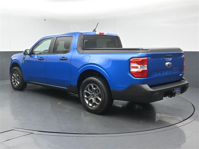 2022 Ford Maverick XLT photo 2