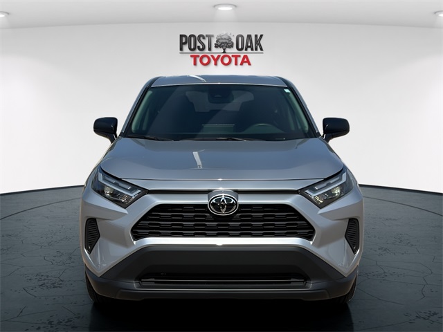 2025 Toyota RAV4 LE photo 3