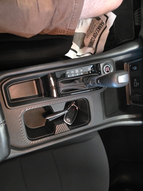 2024 Nissan Sentra S photo 14