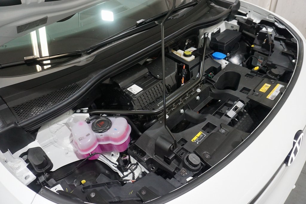 2025 Volkswagen ID.4 Pro Plus photo 34