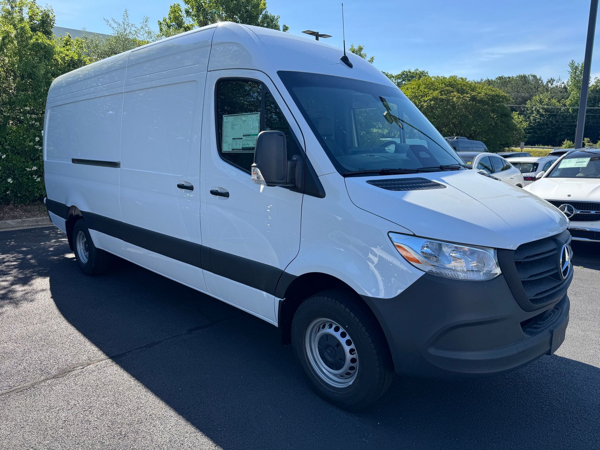 2025 Mercedes-Benz Sprinter Cargo Van Base's photo