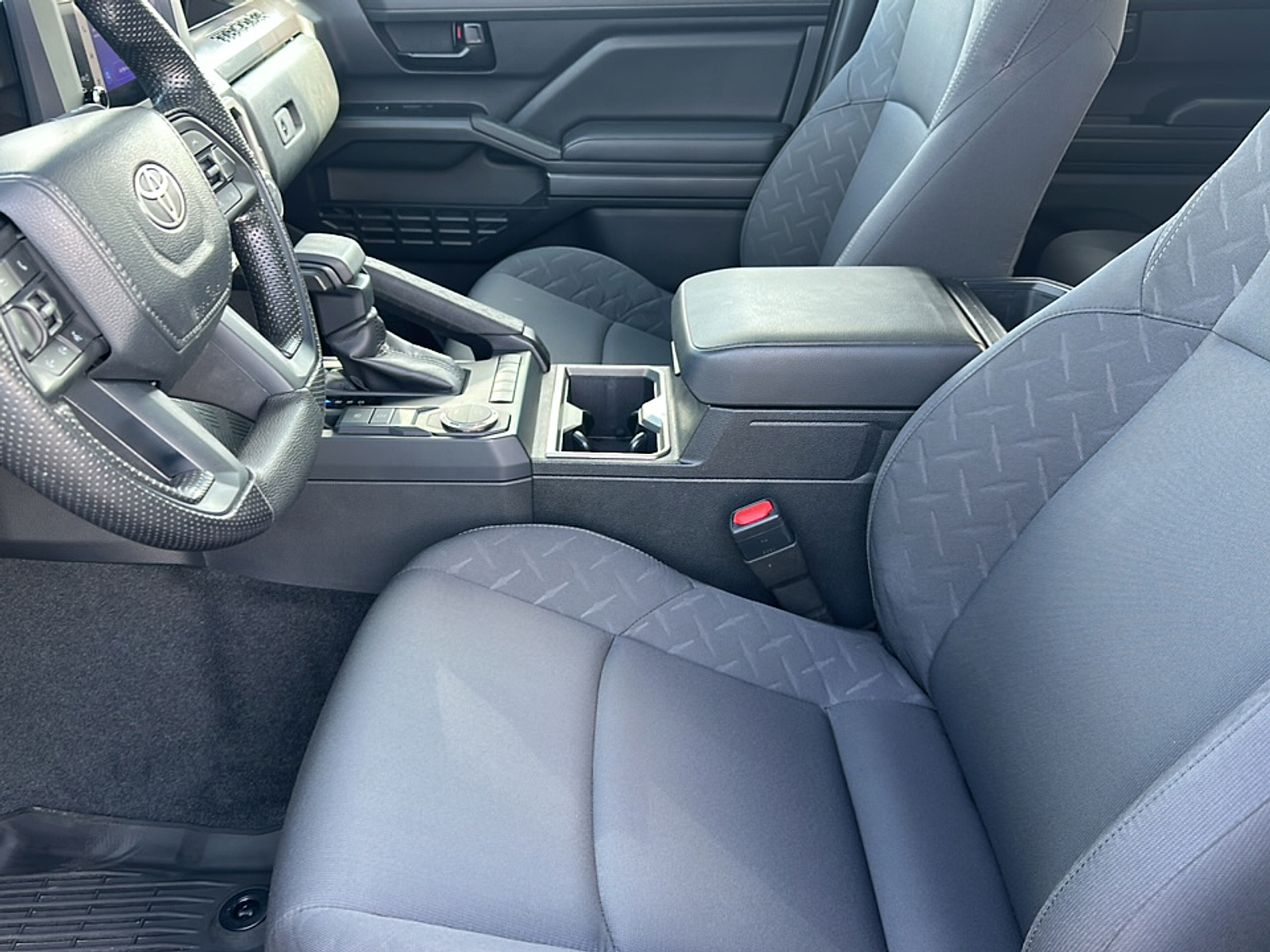 2024 Toyota Tacoma SR5 photo 2