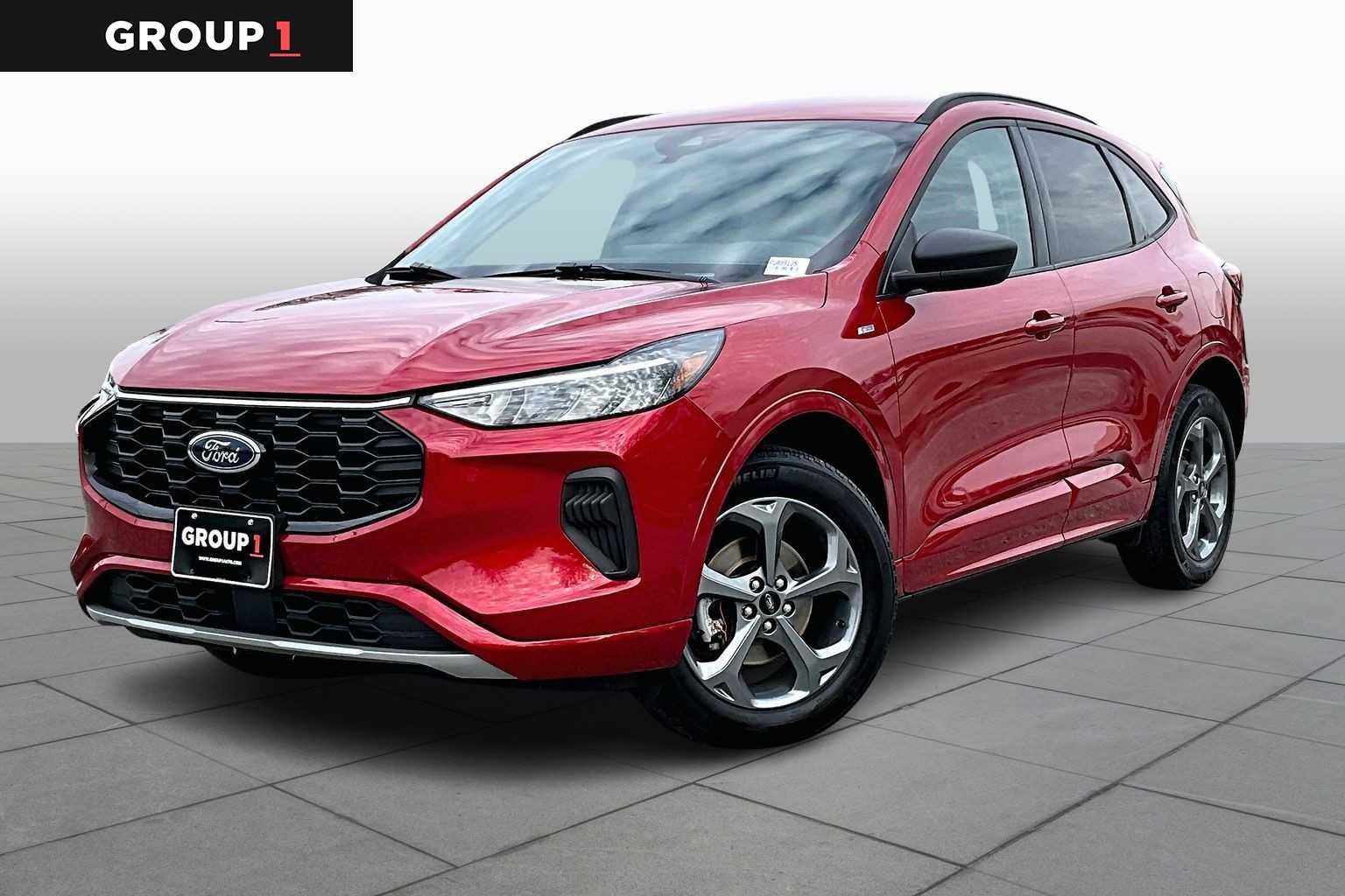 2023 Ford Escape ST-Line's photo