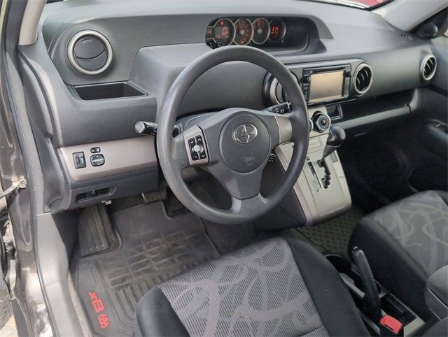 2015 Scion xB photo 2
