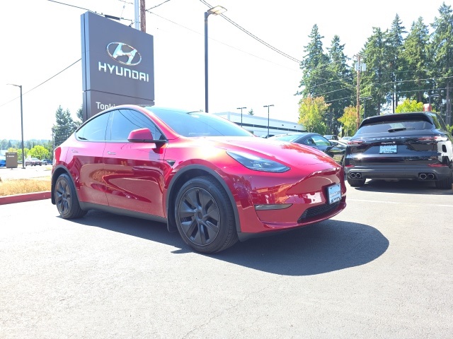 Used 2025 Tesla Model Y Long Range with VIN 7SAYGDEE5SF245054 for sale in Kansas City