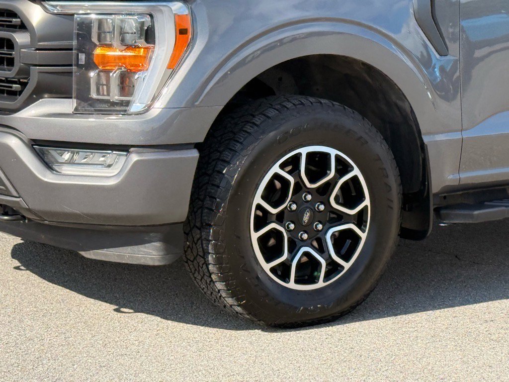2021 Ford F-150 XLT photo 20
