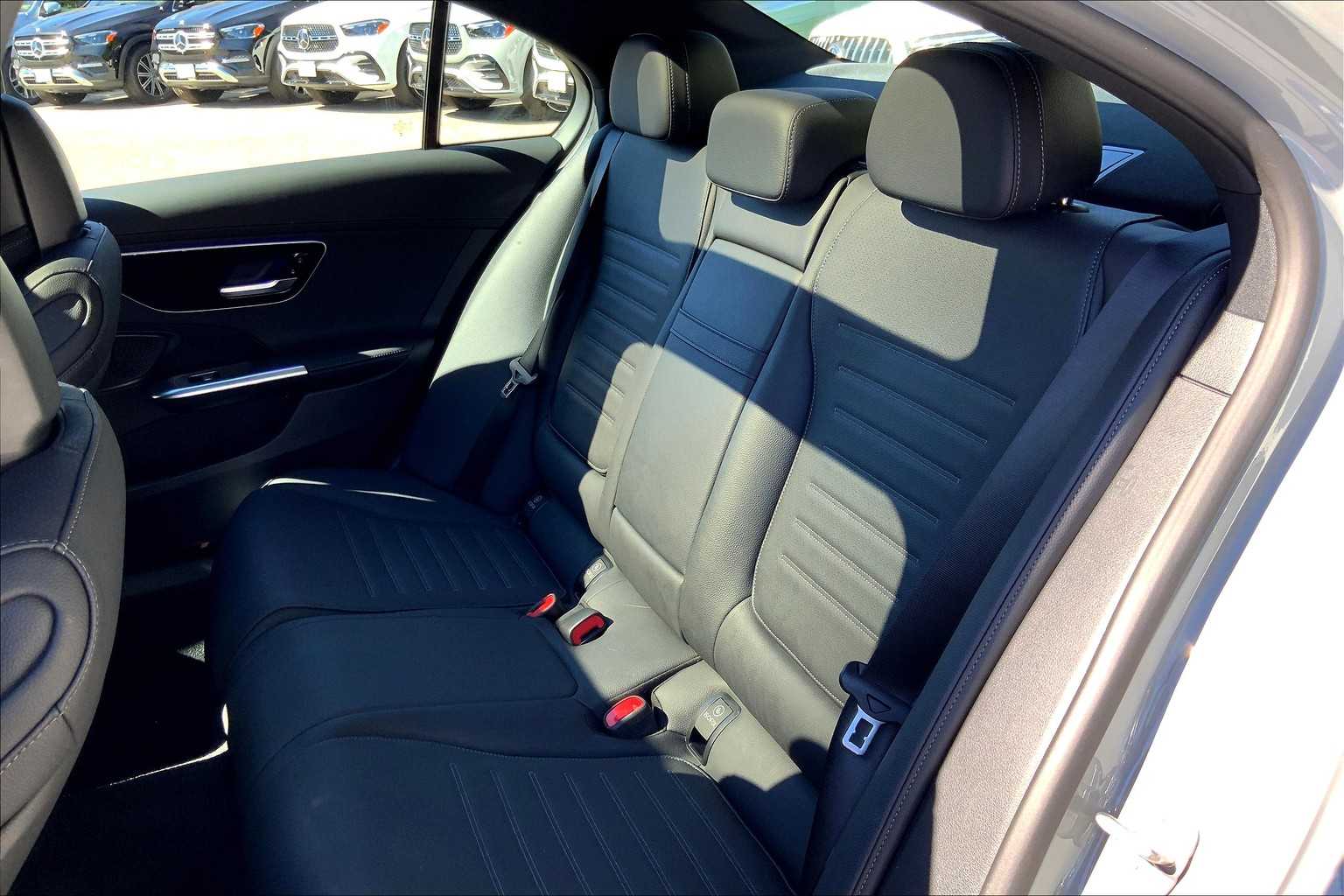 2025 Mercedes Benz C 300 4MATIC photo 20